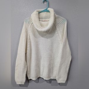 Turtle neck sweater